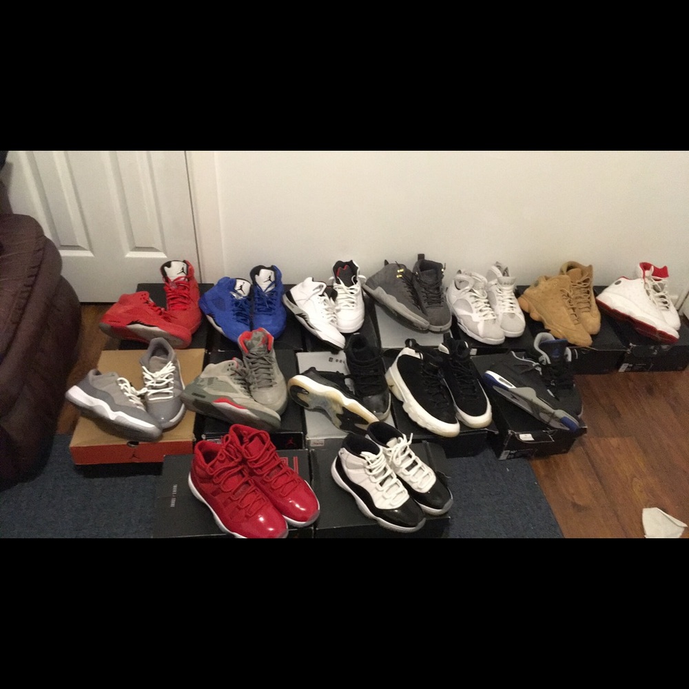 Need gone hmu w offers